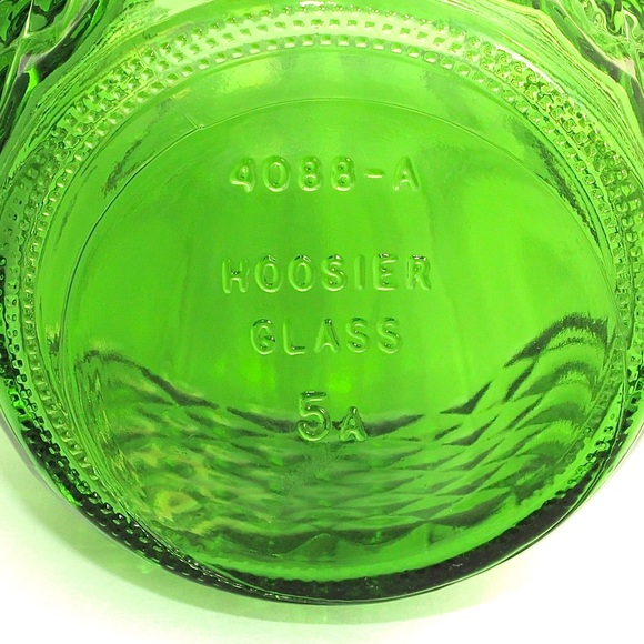 Vintage Hoosier Emerald Green Glass Vase Diamond Cut Ribbed Style 4088-A - Picture 4 of 5